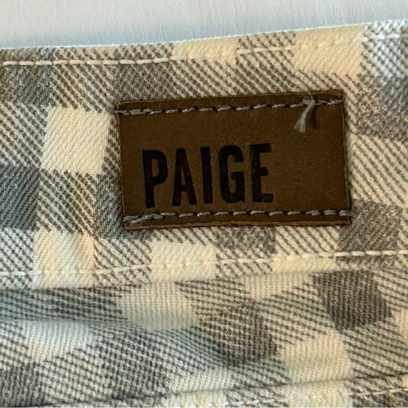 PAIGE Verdugo Ankle Cutoff Denim Shorts Women’s Size 25 Gray White Plaid Raw Hem - Picture 6 of 9